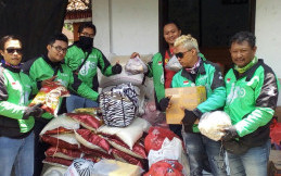  GO-JEK Bali dan Padang Gelar Aksi Sosial untuk Bantu Korban Bencana Gunung Agung 