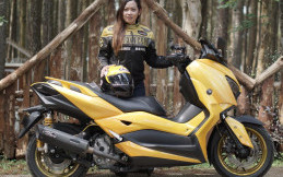 Srikandi yang Doyan Touring Hingga Luar Pulau