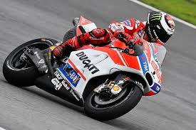 Lorenzo Ungkap Perbedaan Ducati dan Yamaha