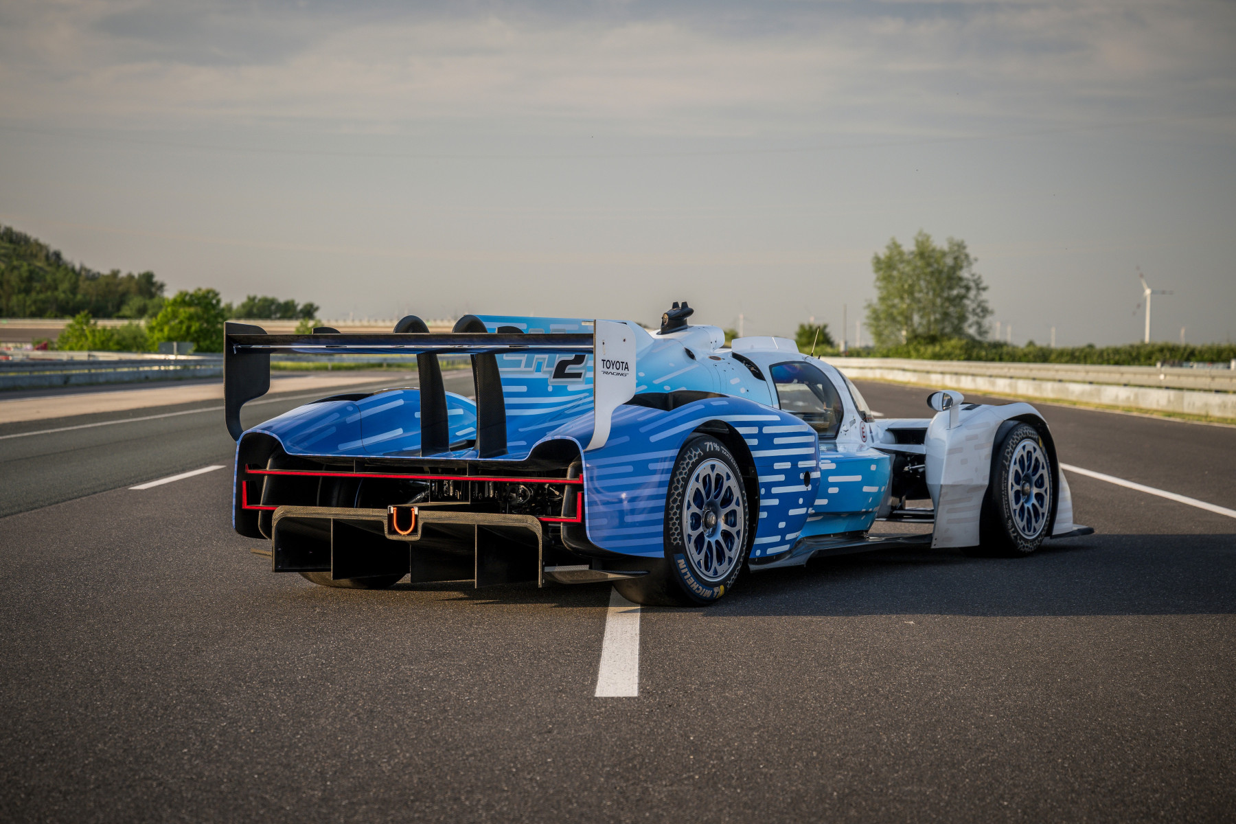 TR LH2 Racing Prototype
