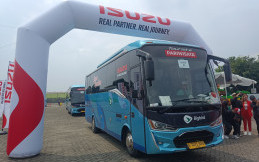 Isuzu Berangkatkan Puluhan Pengemudi Truk ke-5 Daerah di Jawa, Gratis