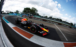 Max Verstappen Masuk Daftar 10 Pembalap Peraih Podium Terbanyak