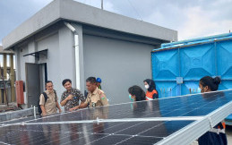Wahana Artha Group Gunakan Atap PLTS di 5 Lokasi Bisnis, untuk Kurangi Emisi Karbon