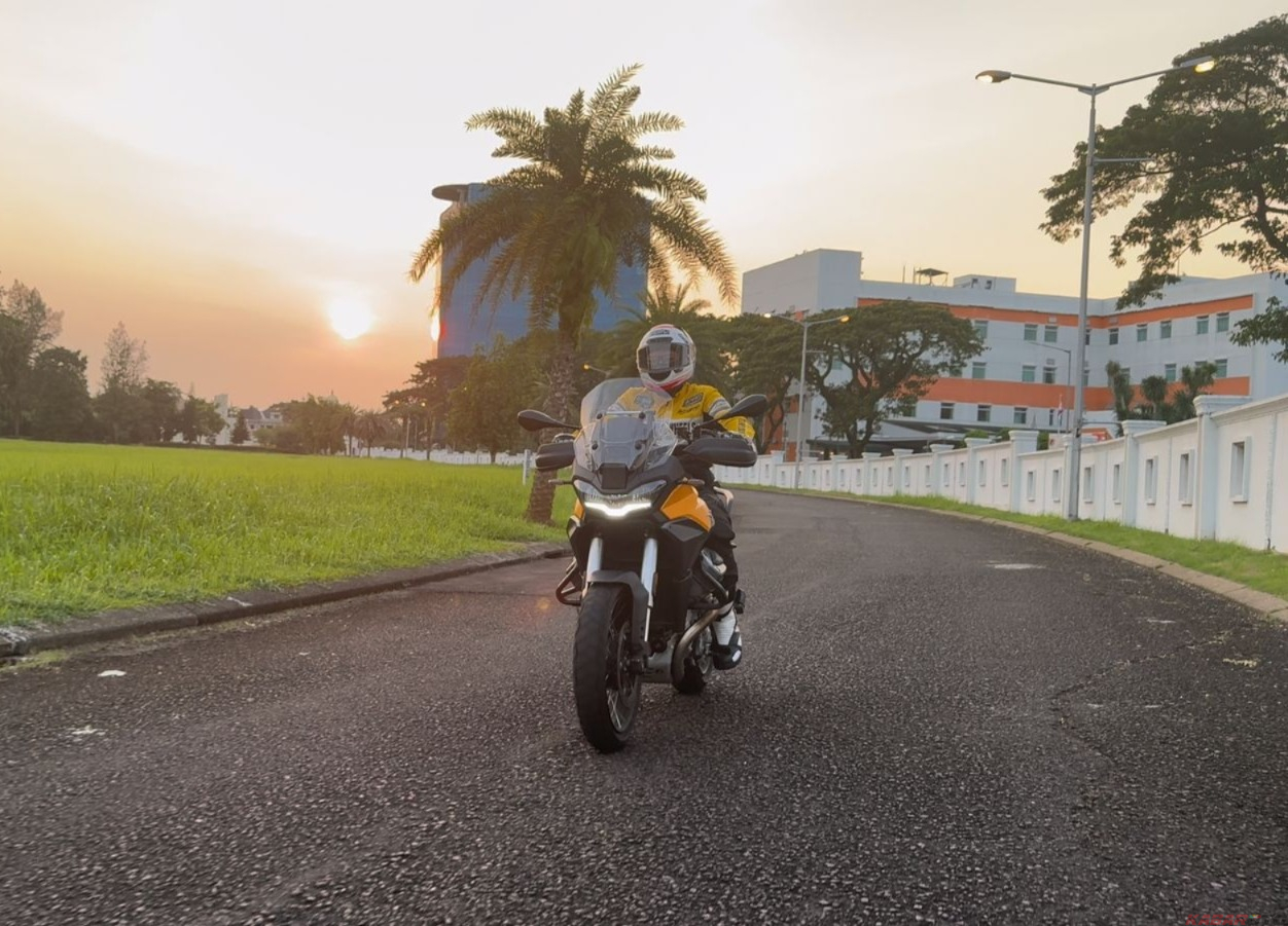 Kata Siapa Moge Enggak Bisa Dipakai untuk Harian? Simak Tips Ini