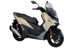 WMoto RT1, Skutik 150 cc Menarik Sebagai Pesaing Yamaha NMax dan Honda PCX