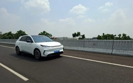 Tes Drive BAIC T1: Menguji Ketangguhan EV 300 Jutaan dari Tangerang ke Bandung