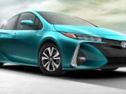Toyota Prius Prime Jadi Mobil Plug-in Terlaris di Dunia
