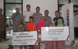 Hankook Indonesia Bukber Dan Beri Santunan Untuk Anak Yatim