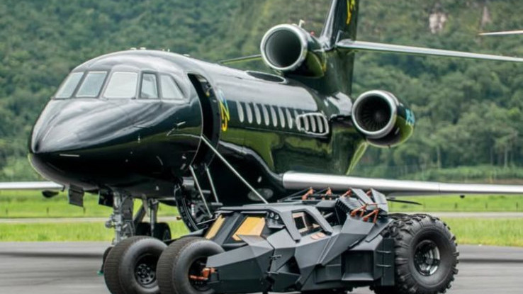 Neymar Jr Pamer Replika Batmobile Seharga Rp25 Miliaran