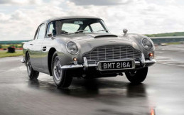 Replika Mobil James Bond, Ini Fitur Aston Martin DB5 Goldfinger Continuation 