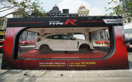 HPM Serahkan Honda Civic Type R Kepada 10 Konsumen Pertama