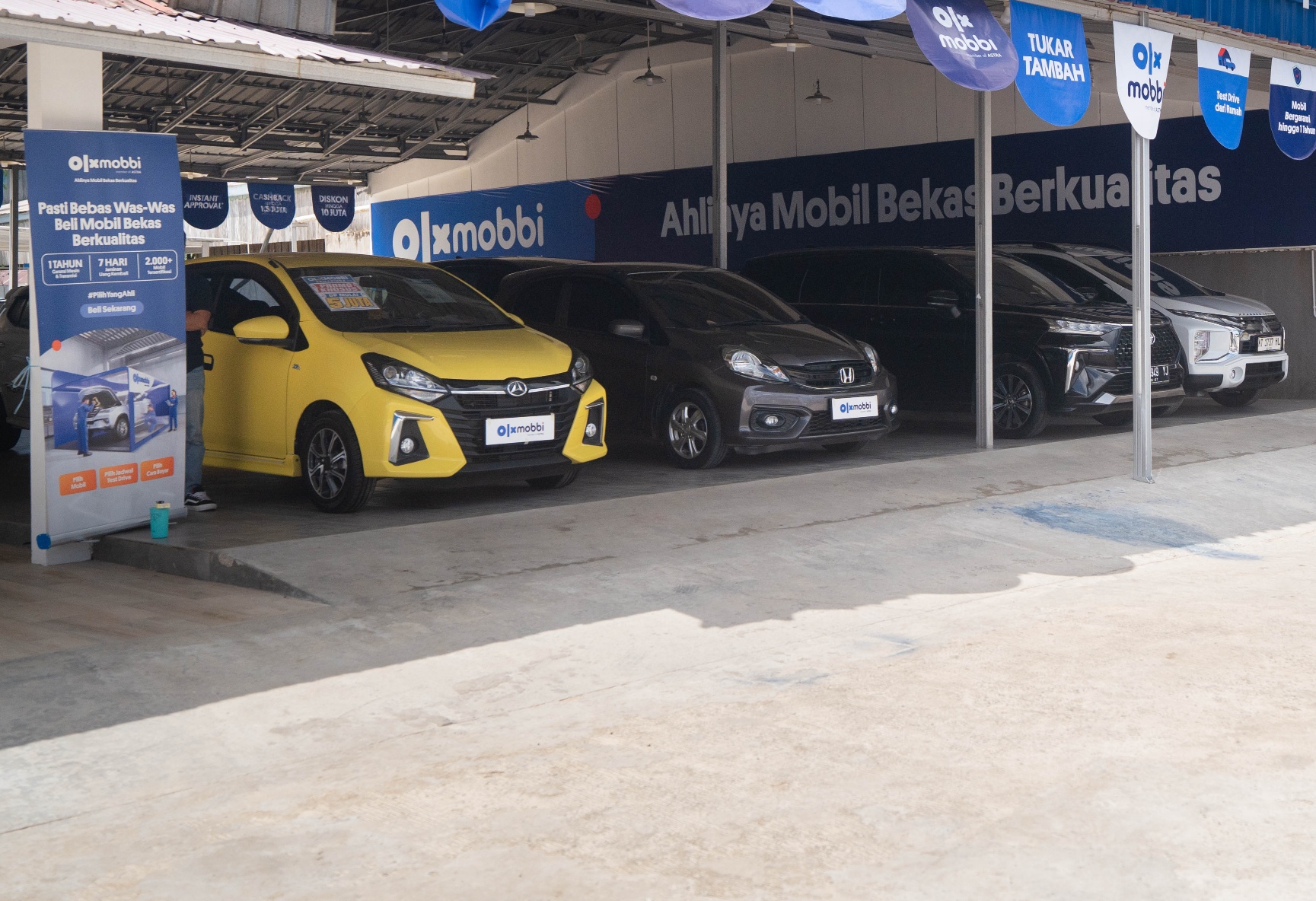 Pasar Mobil Bekas Masih Menggeliat, Diler Baru Terus Bermunculan