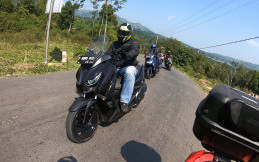Menggunakan Pelumas Motul, JMC Touring ke Cipamingkis 