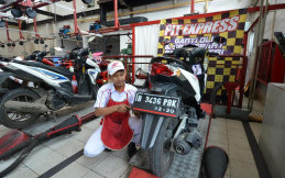 Mau Lancar Service di AHASS?  Gunakan Pit Express