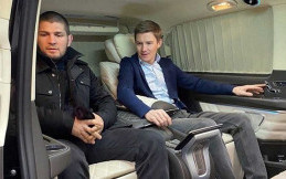 Khabib Nurmagomedov Kunjungi Rumah Modifikasi A1 Tunning