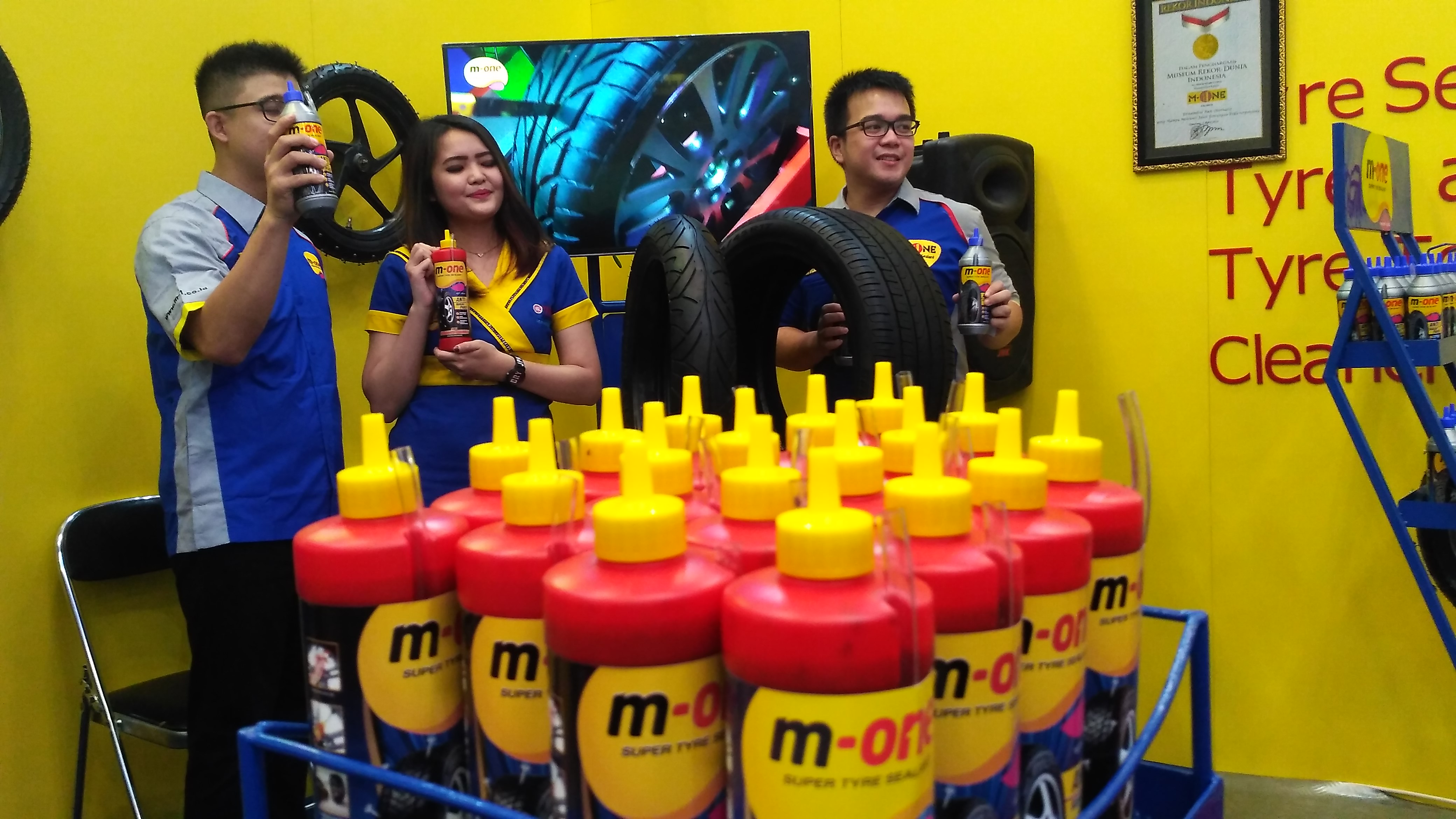Promo Menarik  M-One GIIAS 2017