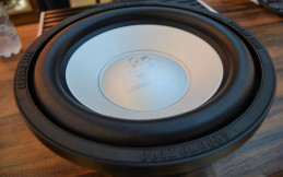 Mau Upgrade Sistem Audio Mobil? Intip Nih Subwoofer Terbaru Dari Ground Zero