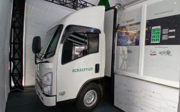 Bukan Mengangkut Barang, Van Ini Dibuat untuk Melatih Mekanik Bengkel