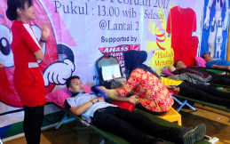 PT Daya Adicipta Motora dan Paguyuban AHASS Bekasi Menggelar Donor Darah