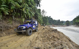 IOF Sulawesi Selatan Kerahkan 20 Mobil Offroad Bantu Korban Banjir Masamba