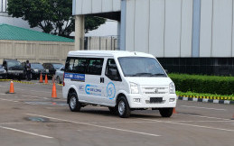 DFSK Komitmen Serius untuk Kendaraan Listrik Komersial di Indonesia
