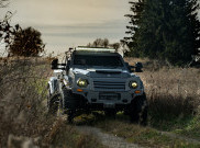 Mobil Keamanan Terradyne Gurkha LAPV Dilelang Umum