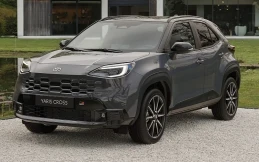 Makin Modern, Toyota Yaris Cross 2026 Dapat Wajah Baru dan Mesin Hybrid