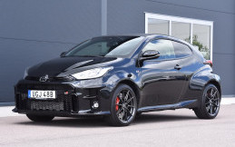 Toyota GR Yaris Milik Koenigsegg Dilelang