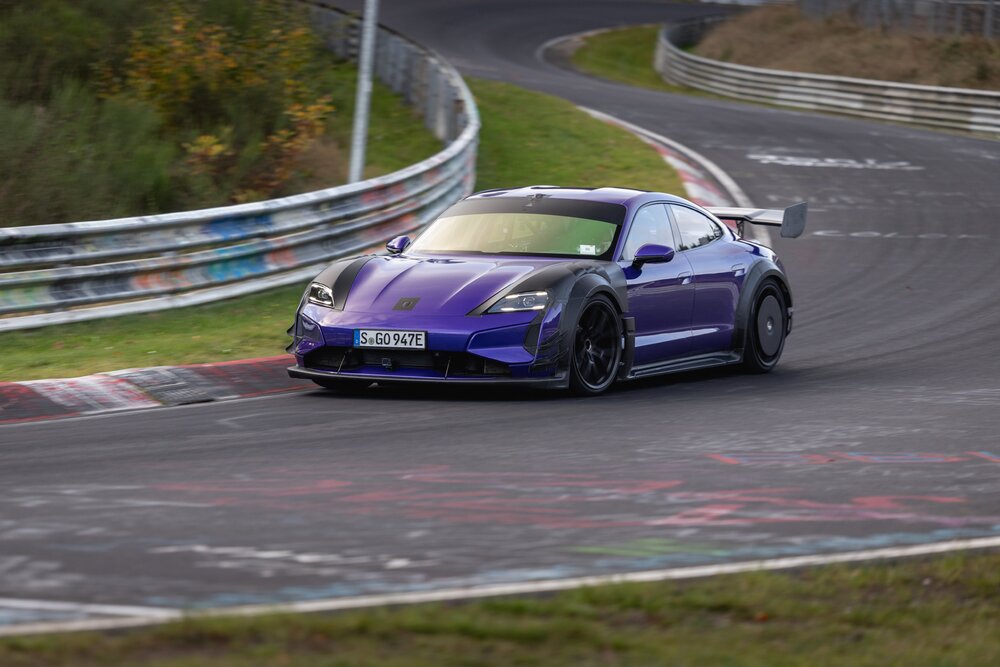 Manthey Kit Porsche Taycan Turbo GT Tembus Rekor Baru Nurburgring