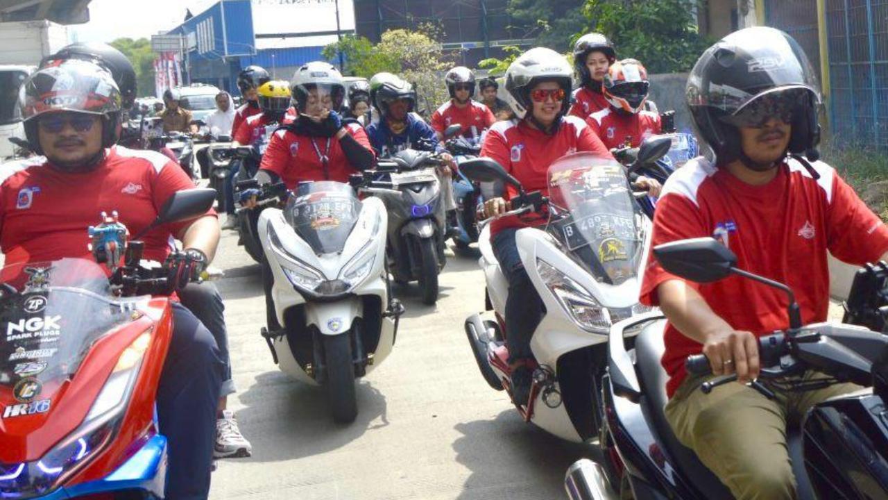 Anggota Komunitas dapat Pengetahuan Baru Soal Perawatan Motor Matik di Acara Ini