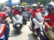 Anggota Komunitas dapat Pengetahuan Baru Soal Perawatan Motor Matik di Acara Ini