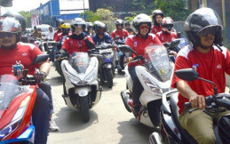 Anggota Komunitas dapat Pengetahuan Baru Soal Perawatan Motor Matik di Acara Ini