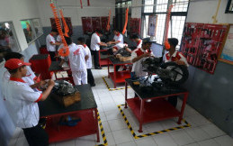 Tingkatkan Kualitas Pelajar SMK, PT Wahana Makmur Sejati Kembali Bangun Laboratorium Honda