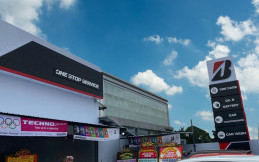 Bridgestone Resmikan Truck Tire Center Khusus Mobil Niaga di Semarang