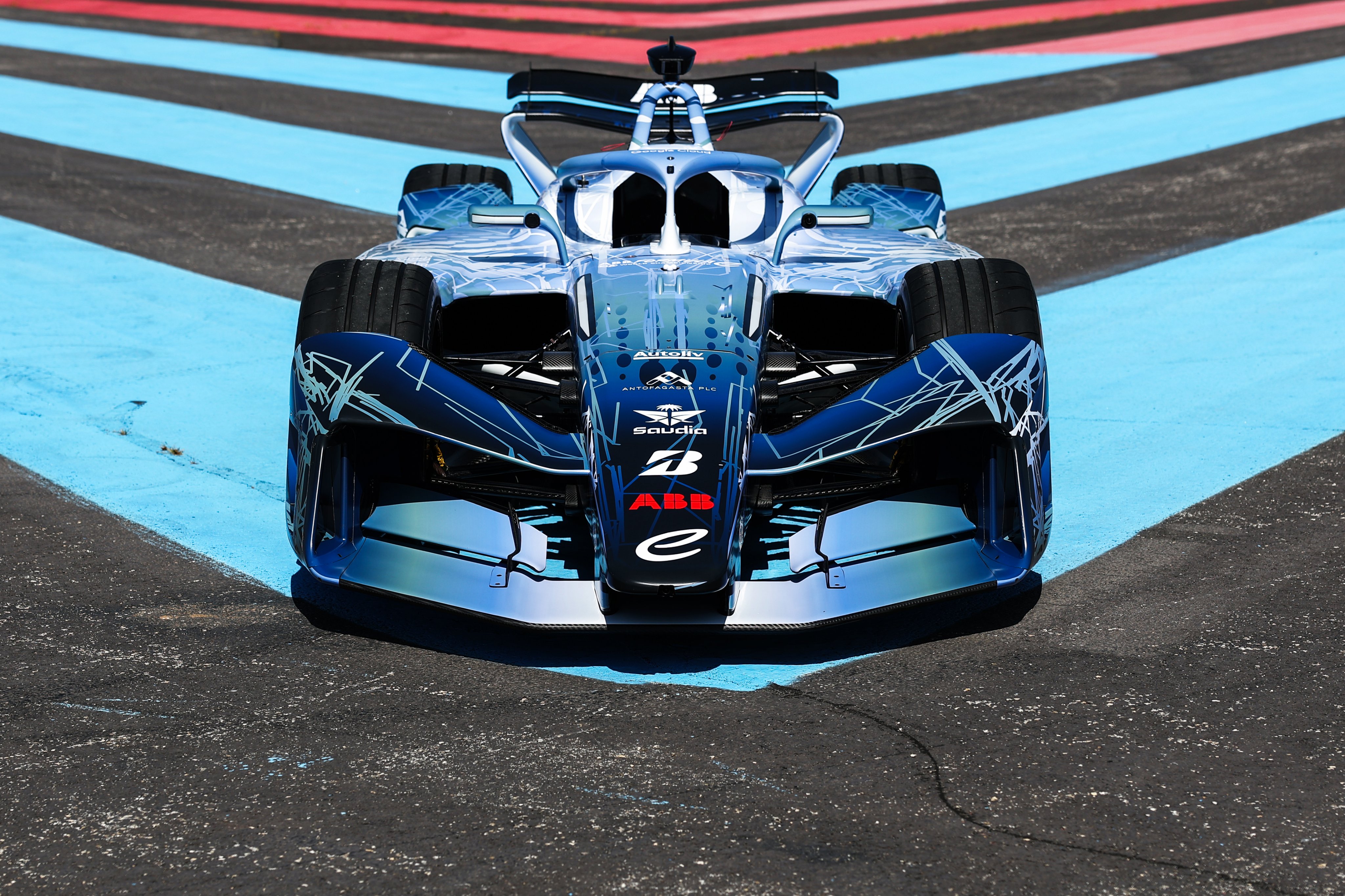 Formula E Resmi Ungkap GEN4: Lebih Cepat, Bertenaga, dan Ramah Lingkungan
