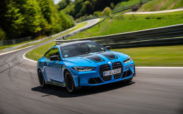 BMW M4 Baru Semakin Eksklusif Pakai Stiker Orisinal