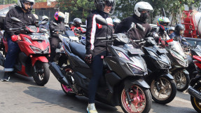 Lady Bikers Wajib Simak Tips Ini Agar Tak Jadi Biang Onar di Jalan Raya