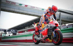 Bos KTM Intip Peluang Merekrut Marc Marquez