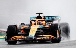 Tidak Ikut Tes Pra-Musim Bahrain, Daniel Ricciardo Positif Covid-19