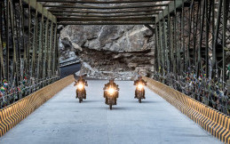Mulai Rp128 Jutaan, Royal Enfield Himalayan Diluncurkan dengan 3 Warna dan Fitur Anyar