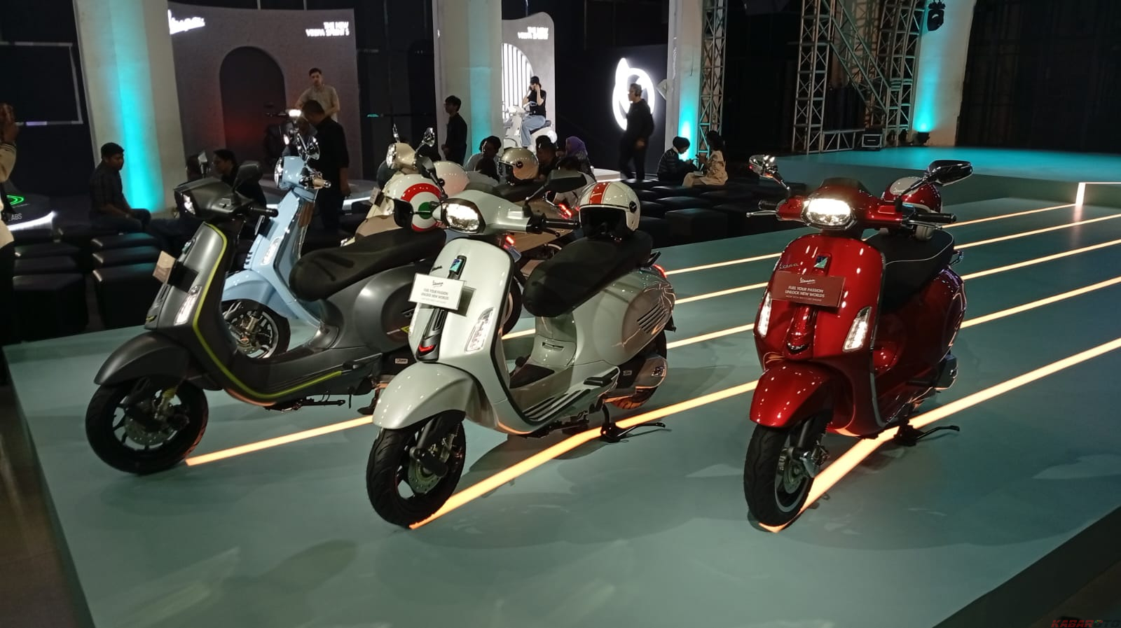 Pernik Vespa Primavera dan Sprint 180 cc, yang Doyan Modif Masuk