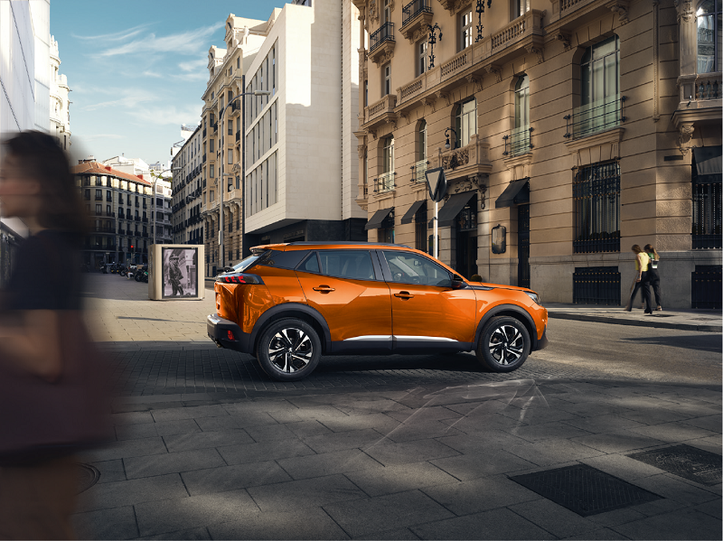 Peugeot 2008 dan 3008 Terima Penghargaan Car of The Year