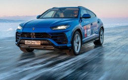 Lamborghini Urus Mobil Tercepat di Danau Baikal Rusia