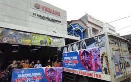 Gempa Sulawesi Tarik Simpati Yamaha Beri donasi dan Servis Motor Gratis