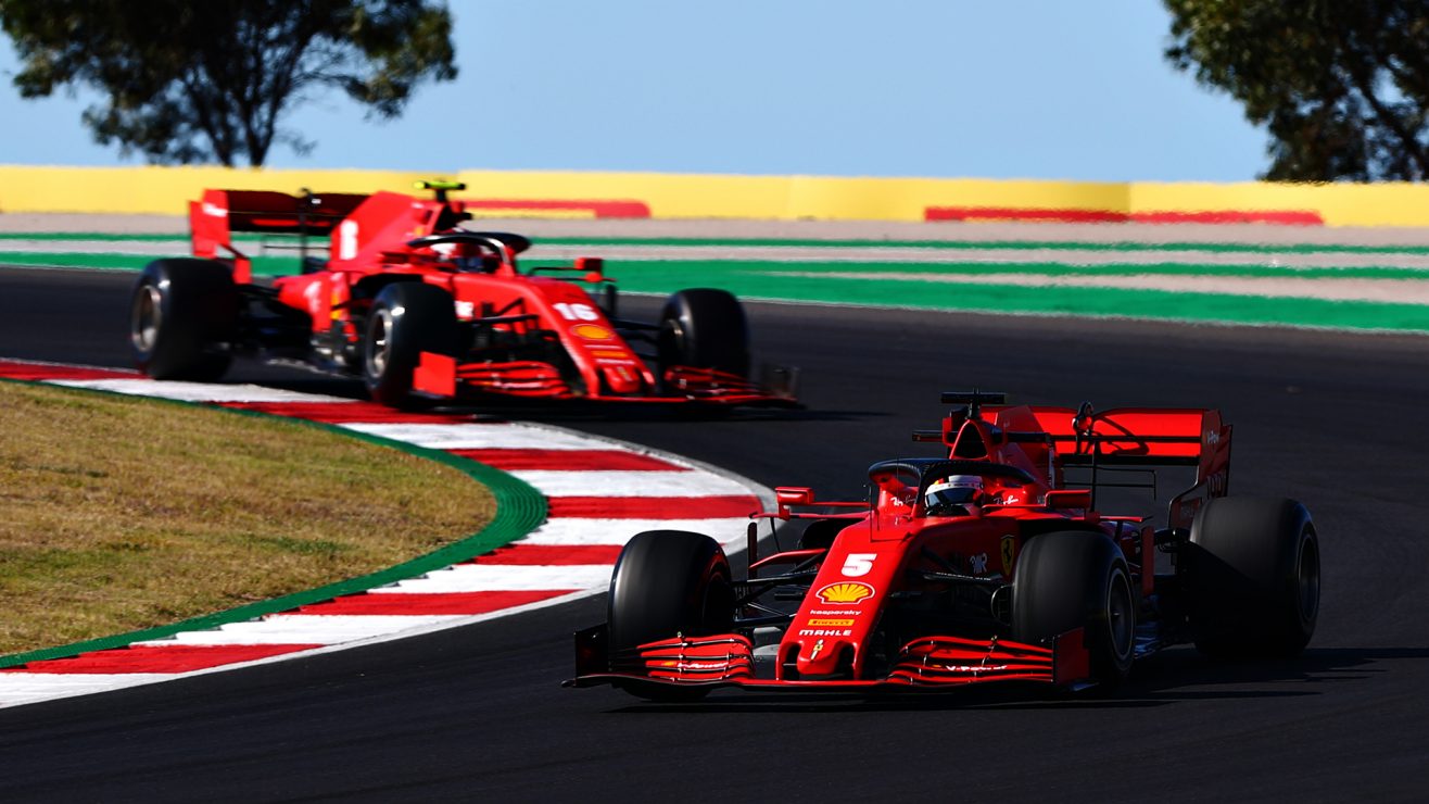 Ucapan Selamat Duo Pembalap Ferrari Atas Rekor Lewis Hamilton