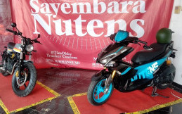 Dua Bikers Ini Dapat Motor Custom Gratis dari Nutens