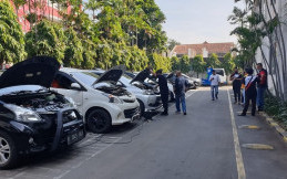 Jakarta Velozity Chapter Lawan Covid-19 dengan Fogging Mobil