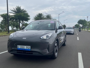 First Drive Geely EX2: Mobil Listrik Kompak Cocok di Perkotaan
