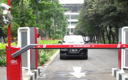 Pusat Perbelanjaan Ini Perdana Terapkan Sistem Parkir 'Tap In Tap Out'