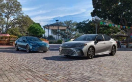 Toyota Camry Tahun 2027, Sedan Legendaris Tampil Makin Sporty dan Modern
